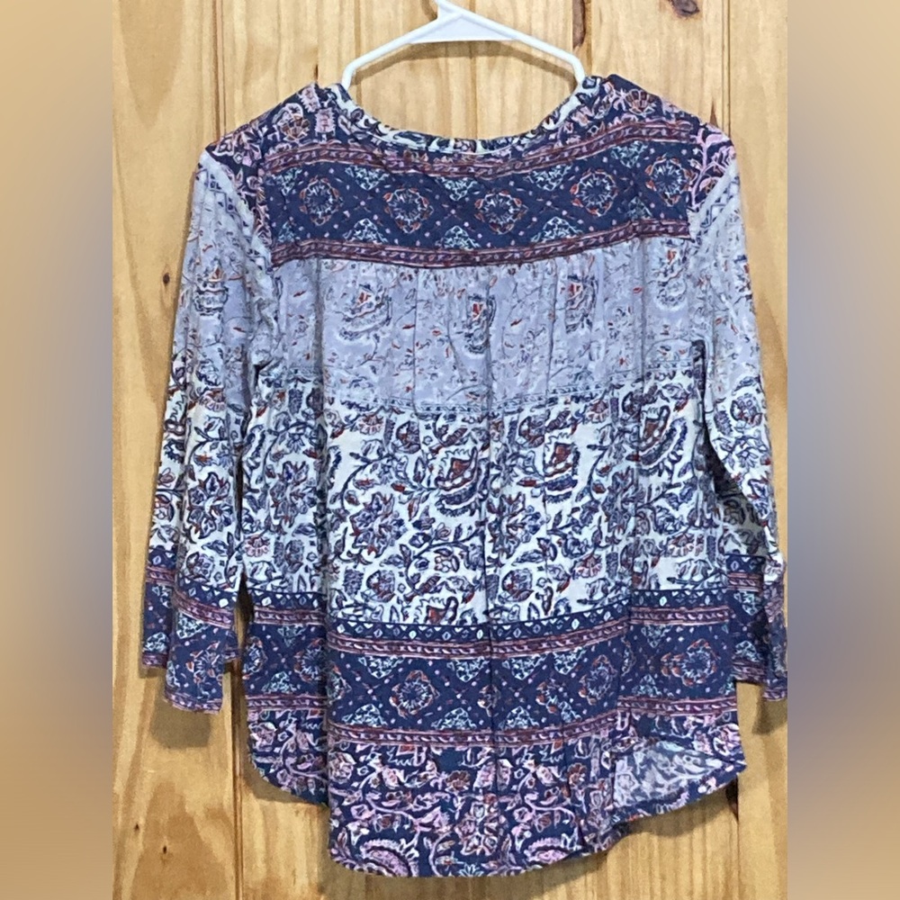 Lucky Brand size M boho-style 3/4 sleeve top with lace-up neckline - Picture 6 of 6